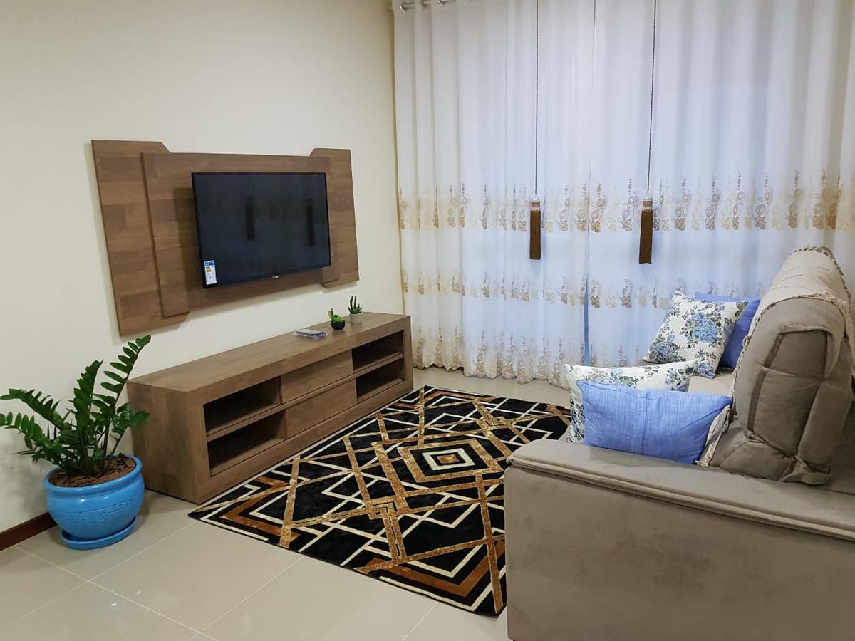 Apartamento De 3 Quartos Grande *