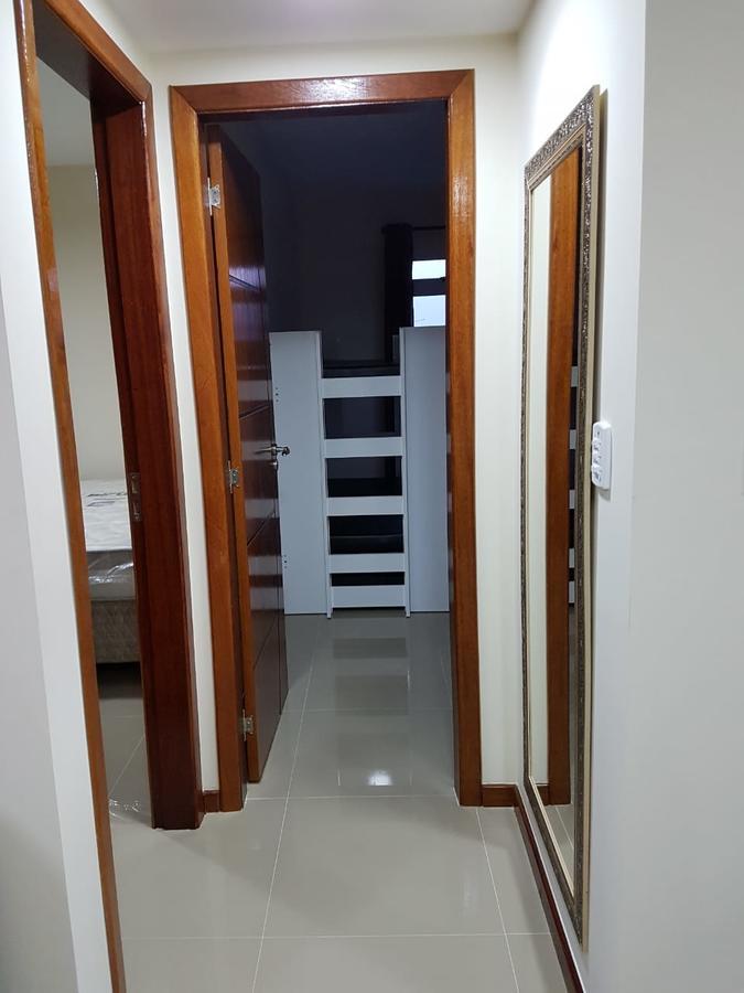 Apartamento De 3 Quartos Grande